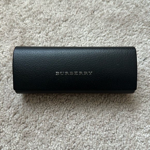 Burberry Glasses Case - Picture 1 of 3